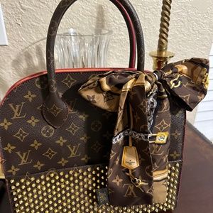 BEAUTIFUL, Pre-Loved,  Authentic Louis Vuitton Bandeau